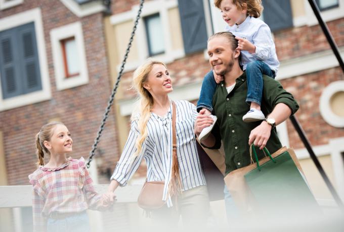 Ondernemer met gezin op vakantie voor ontspanning België